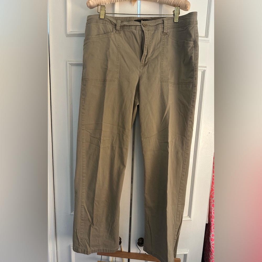 Gloria Vanderbilt Khaki Chinos